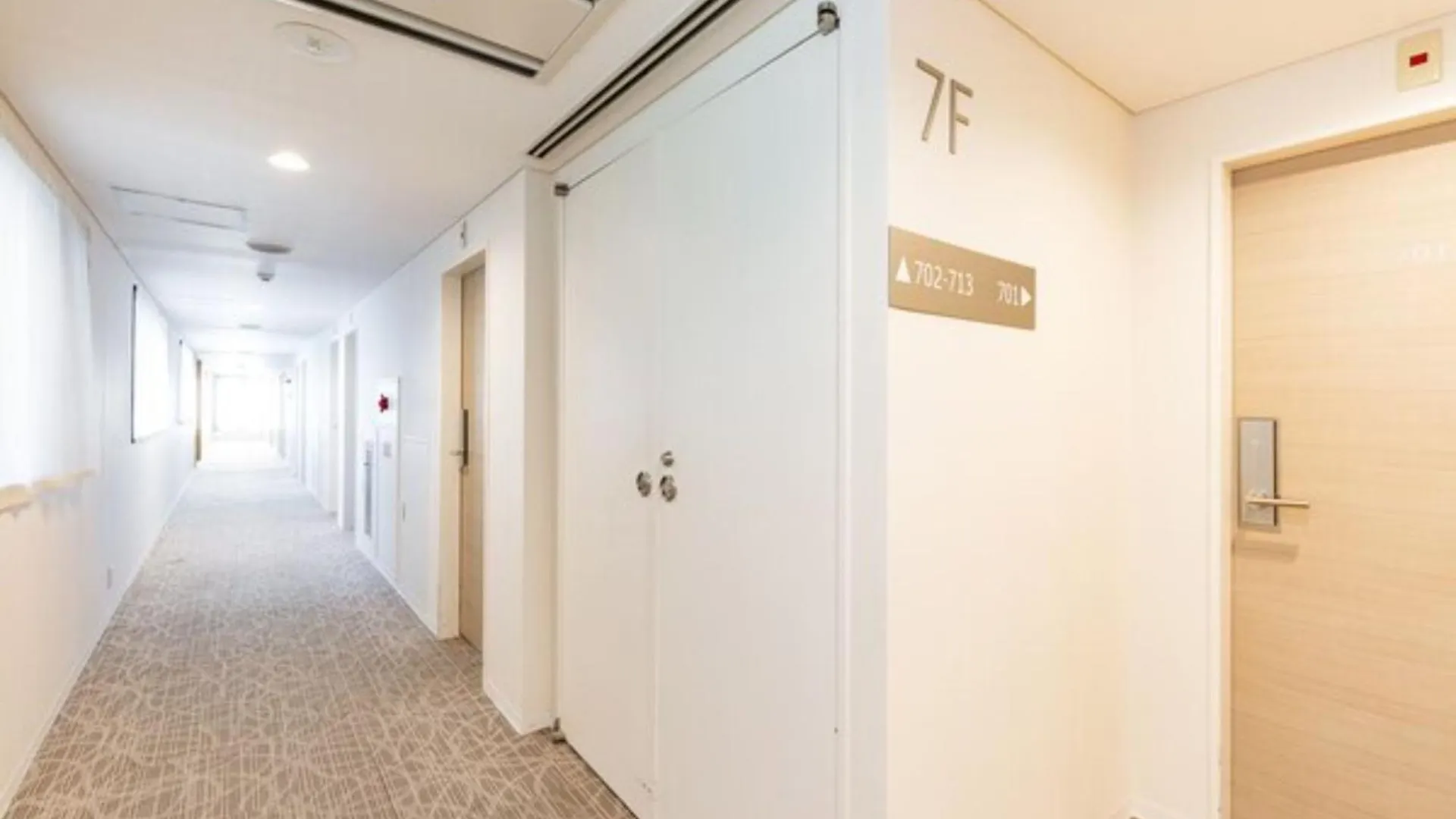 The One Five Fukuoka Tenjin - Vacation Stay 40119V Hotel